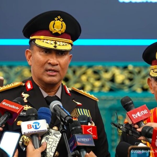jenderal-suyudi-ario-seto-setelah-dilantik-menjabat-kapolri-oleh-presiden-prabowo-subianto-dia-menggantikan-jenderal-listyo-si-1790845164398_169